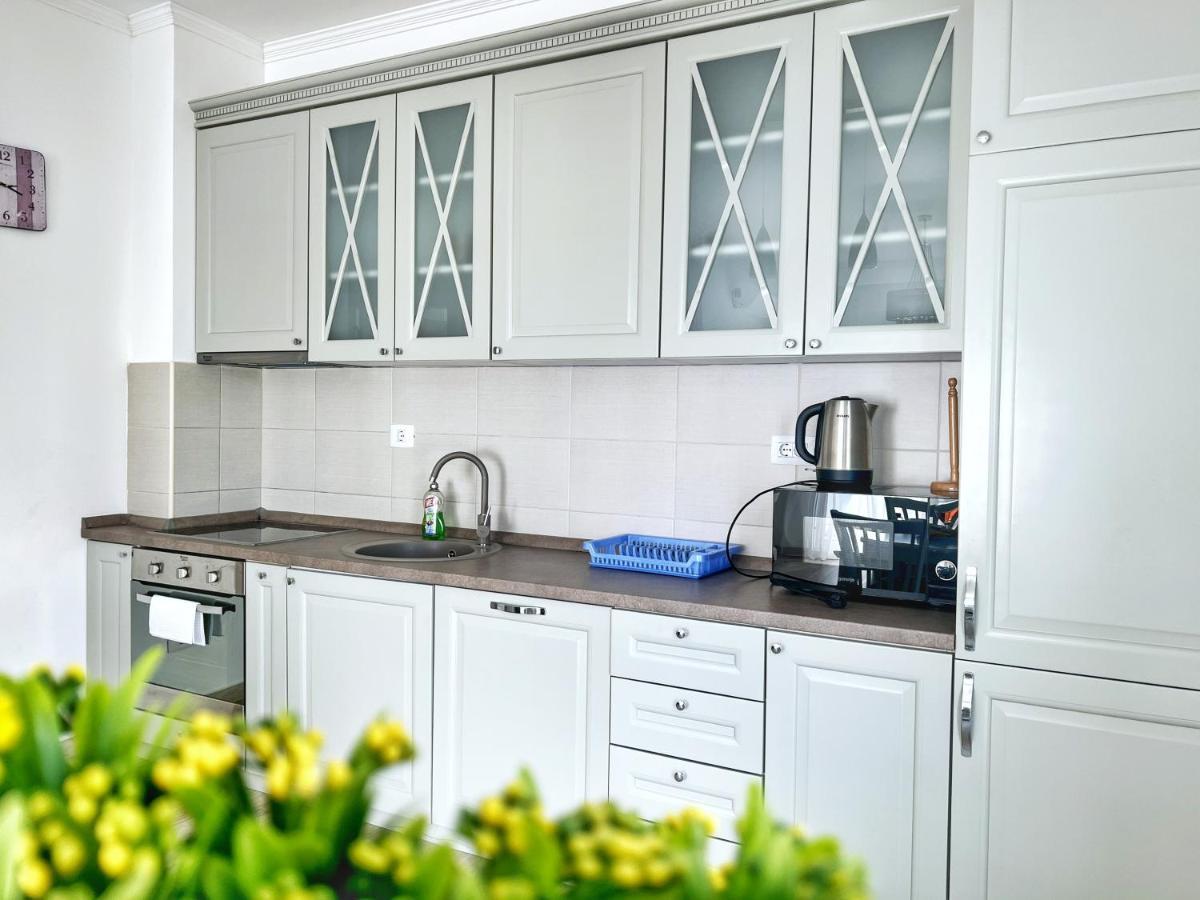 Yourhome Beach First Line Dobra Voda Exterior photo