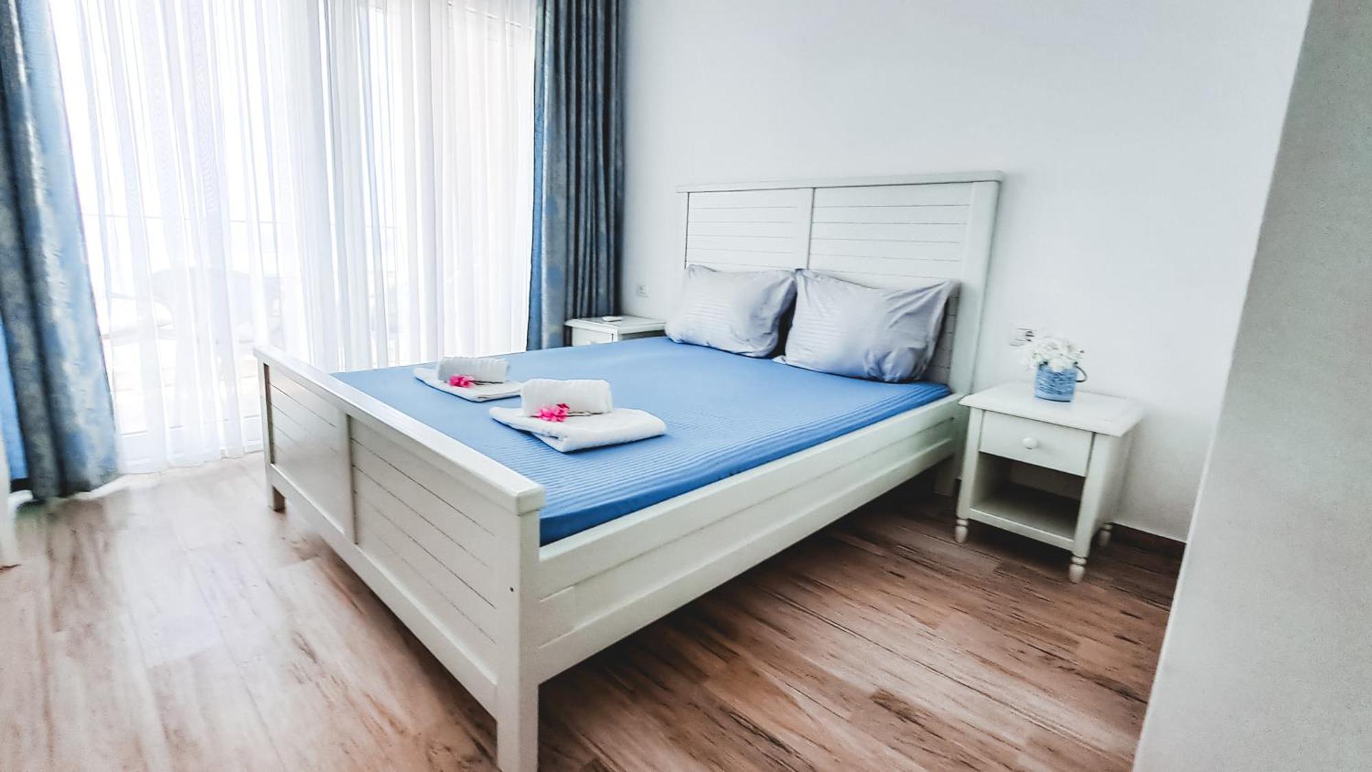 Yourhome Beach First Line Dobra Voda Exterior photo